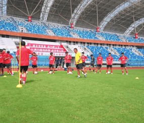 开云体育网址-湘媒:湘超岳阳队承诺赢一场奖10万,如夺冠主力一人一套房